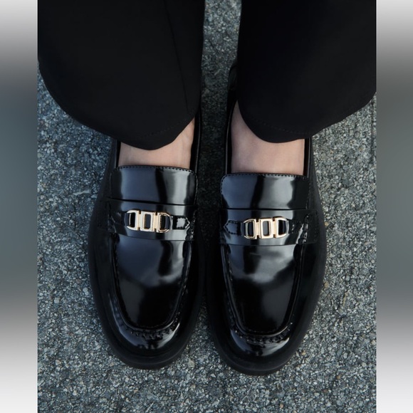 Zara Shoes - Brand New Buckle Loafers